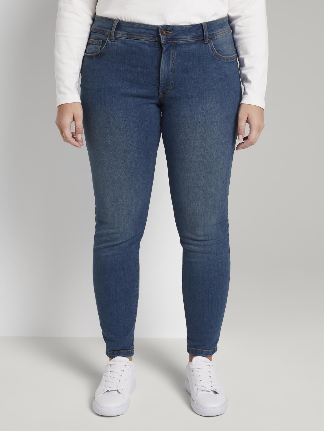 basic skinny jeans