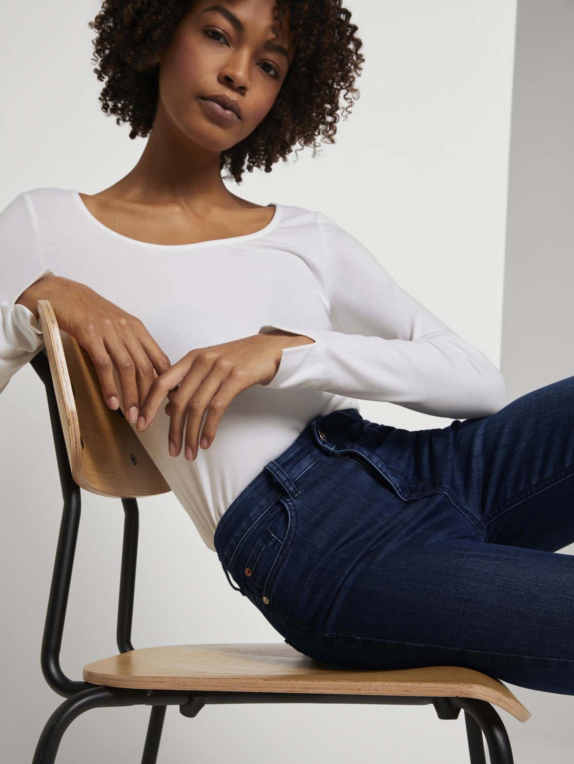 Kate skinny with slit