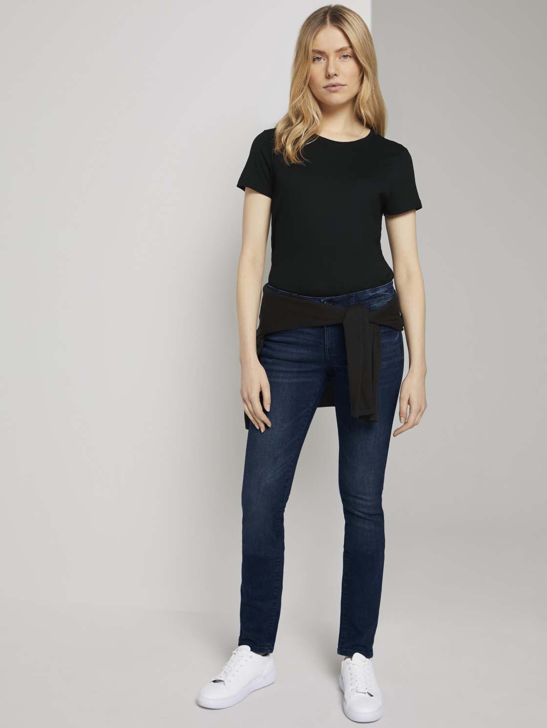 Alexa Slim Jeans