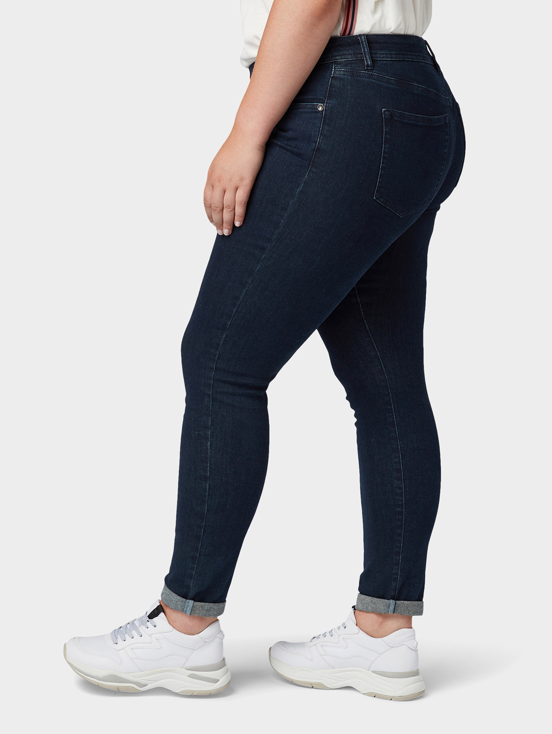 basic skinny jeans