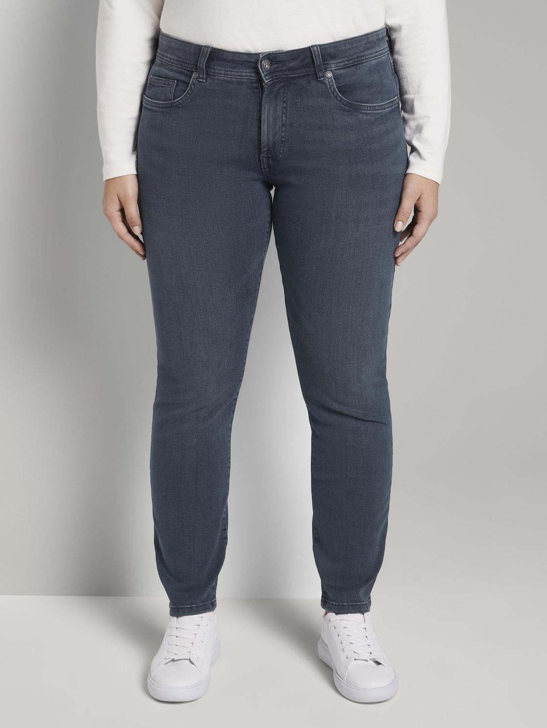 basic slim jeans